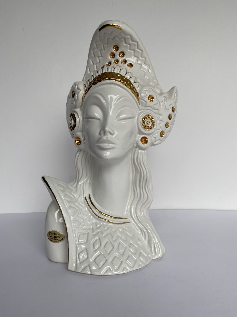 “Danseuse orientale “, faïence de Deruta