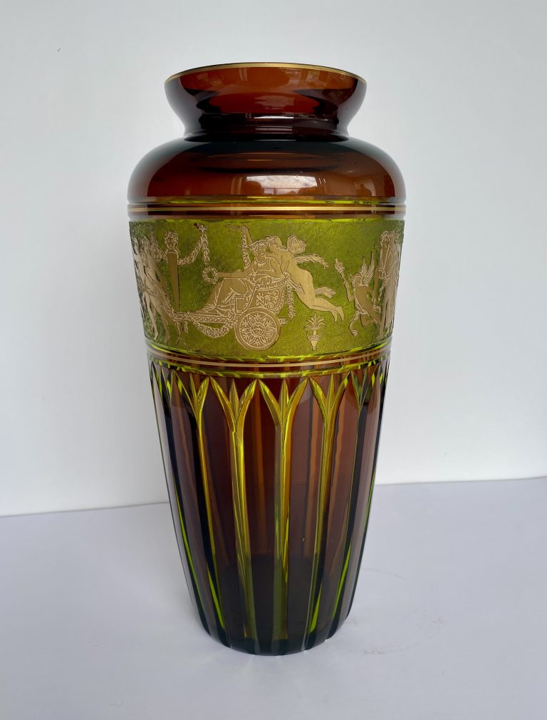 Vase viennois, “danse des musiciens” ou “danse de Flore”, Val St Lambert, grand modèle