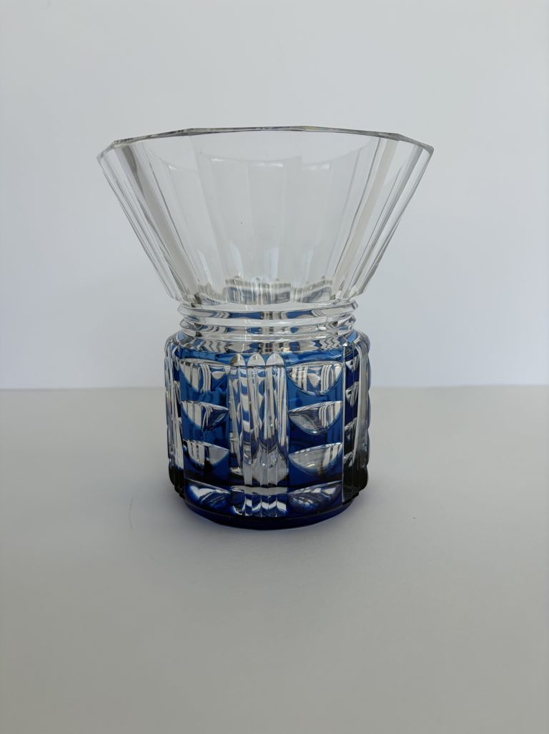 Vase Val-saint-Lambert, doublé bleu, de style Art Déco